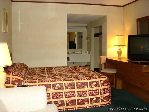Motel Parkway 3*