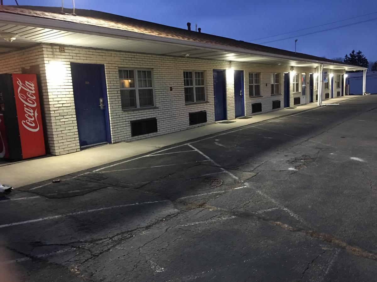 Parkway Motel 3*