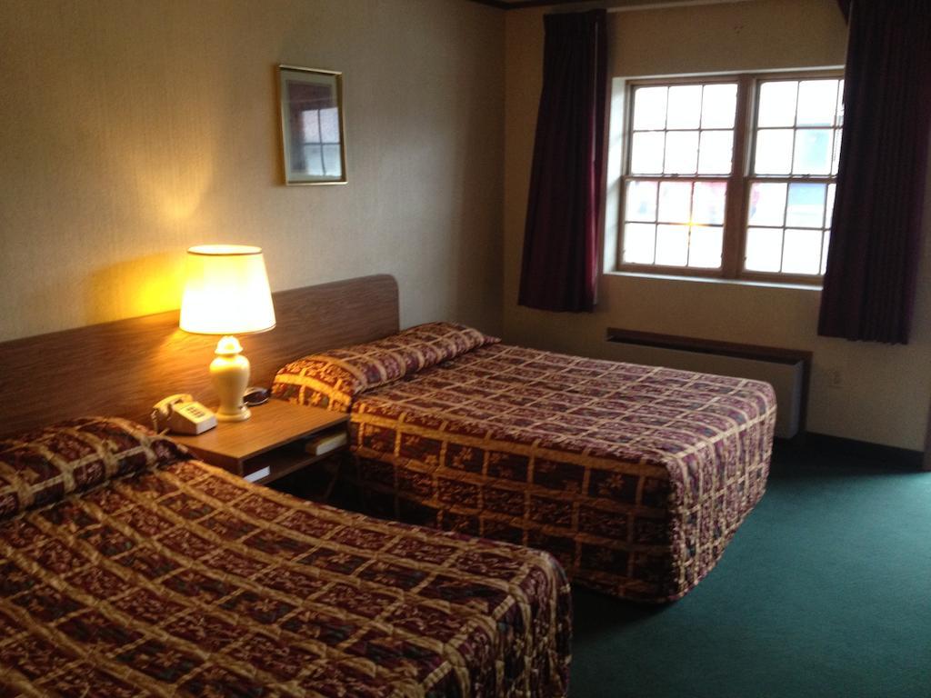 Motel Parkway Vestal